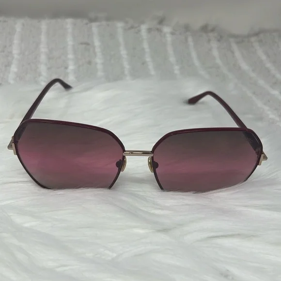 TOM FORD Claudia-02 FT839 69F Sunglasses Unisex 62-16-140 +2 Metal Made In Italy Amazon.com: Tom Ford CLAUDIA-02 FT 0839 Black/Grey Shaded 62  main image 4